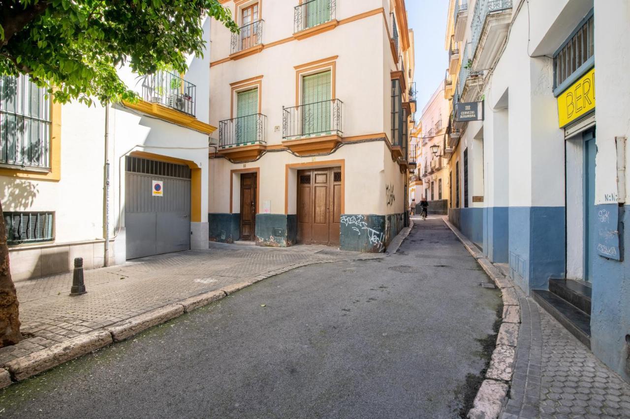 Bt Alfalfa Excelente Ubicacion Ideal Para Parejas Sevilla Buitenkant foto