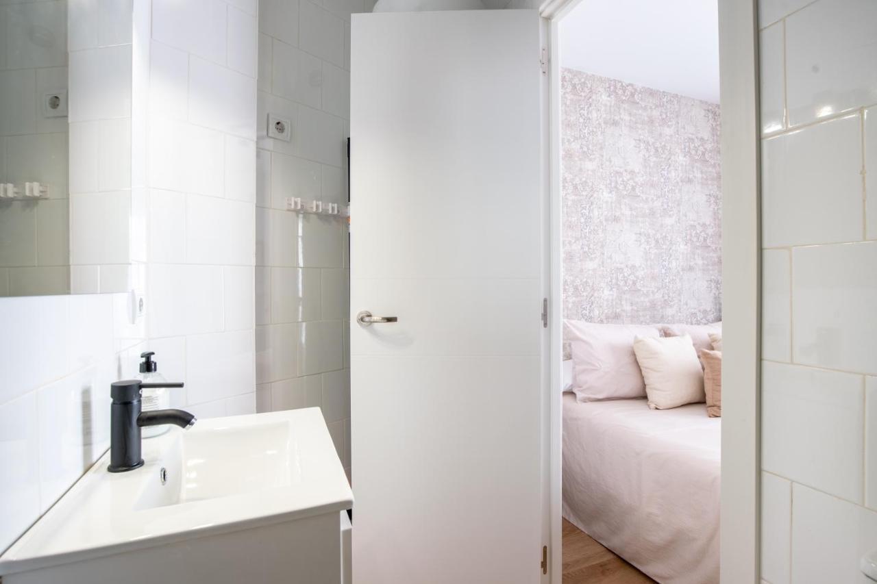 Bt Alfalfa Excelente Ubicacion Ideal Para Parejas Sevilla Buitenkant foto