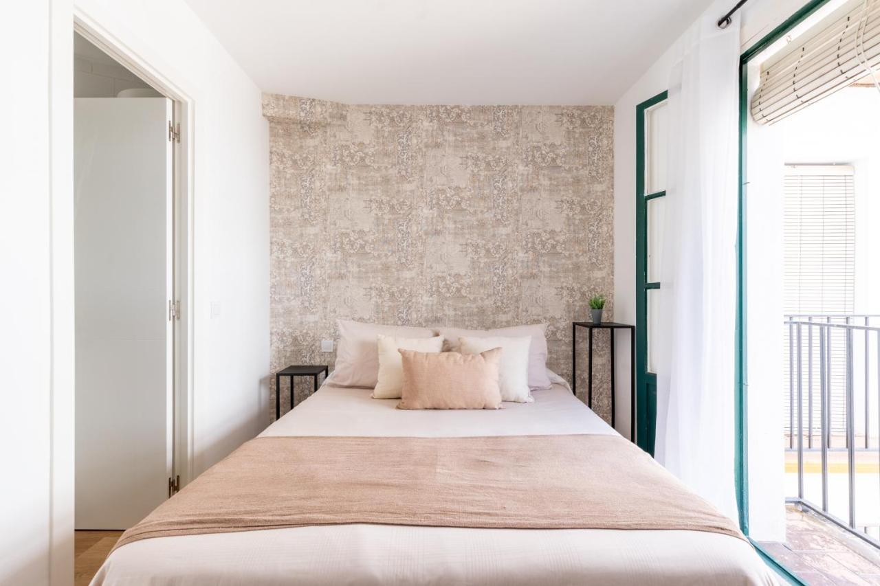 Bt Alfalfa Excelente Ubicacion Ideal Para Parejas Sevilla Buitenkant foto